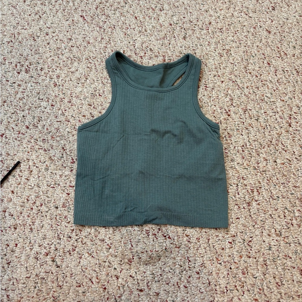 Lululemon Ebb to street cropped tank